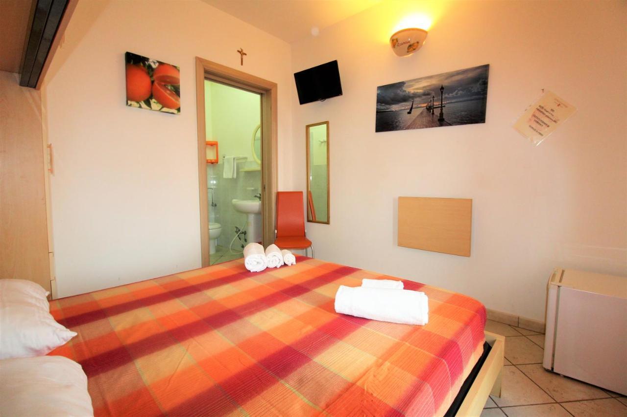 B&B Scoglio Di Pirro Climatizzato A 150 M Dalle Spiagge Salentine Torre San Giovanni Ugento Ngoại thất bức ảnh
