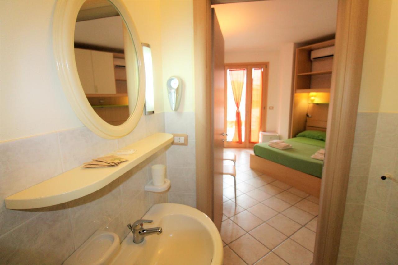 B&B Scoglio Di Pirro Climatizzato A 150 M Dalle Spiagge Salentine Torre San Giovanni Ugento Ngoại thất bức ảnh